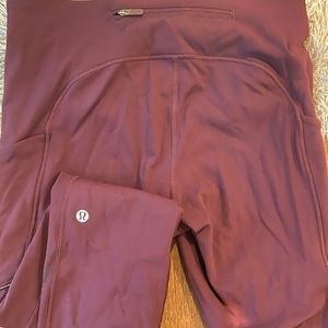 Lululemon leggings with pockets